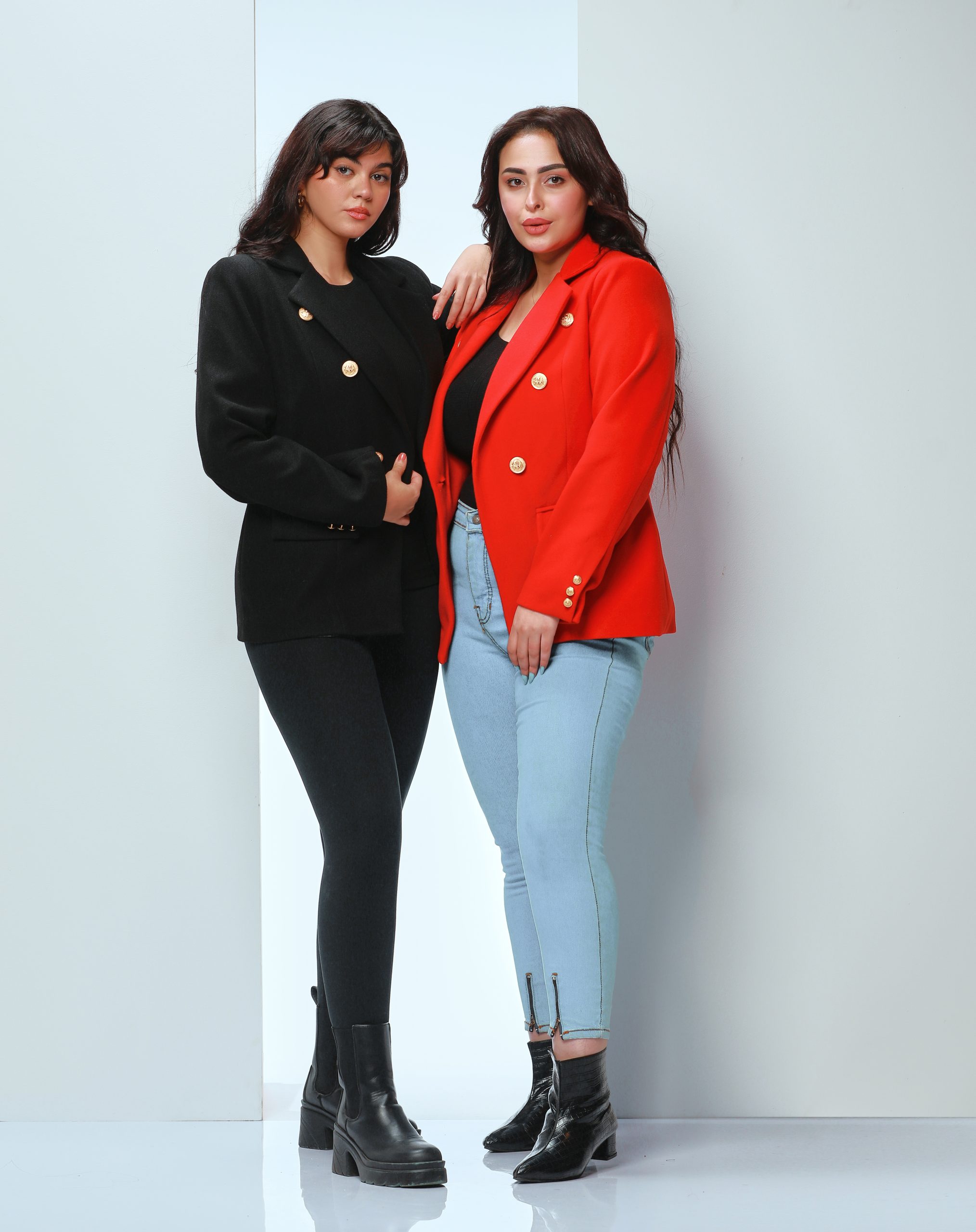 Classic Blazer - Black - Image 4