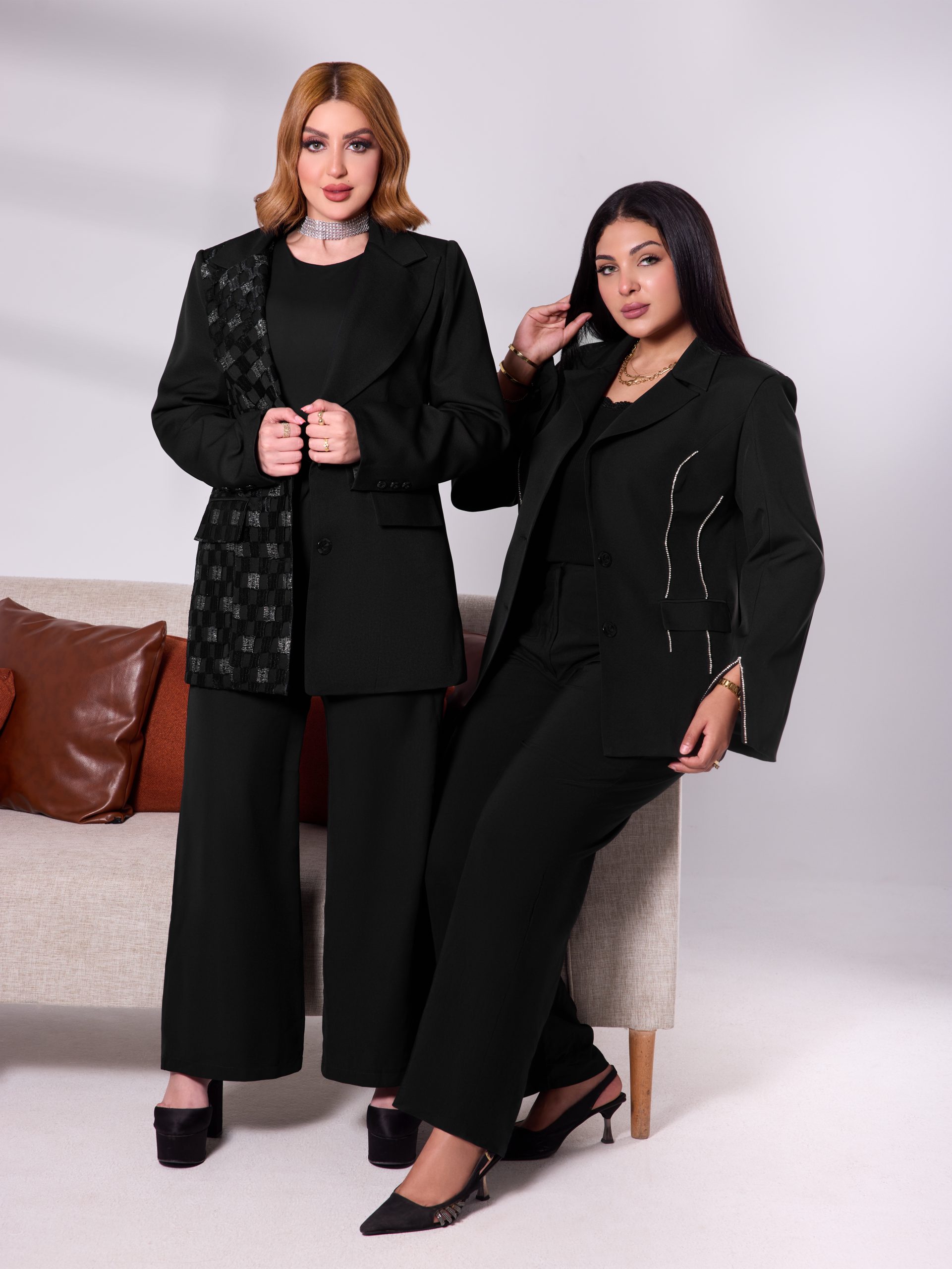 Diamond Curve Black Blazer - Image 4