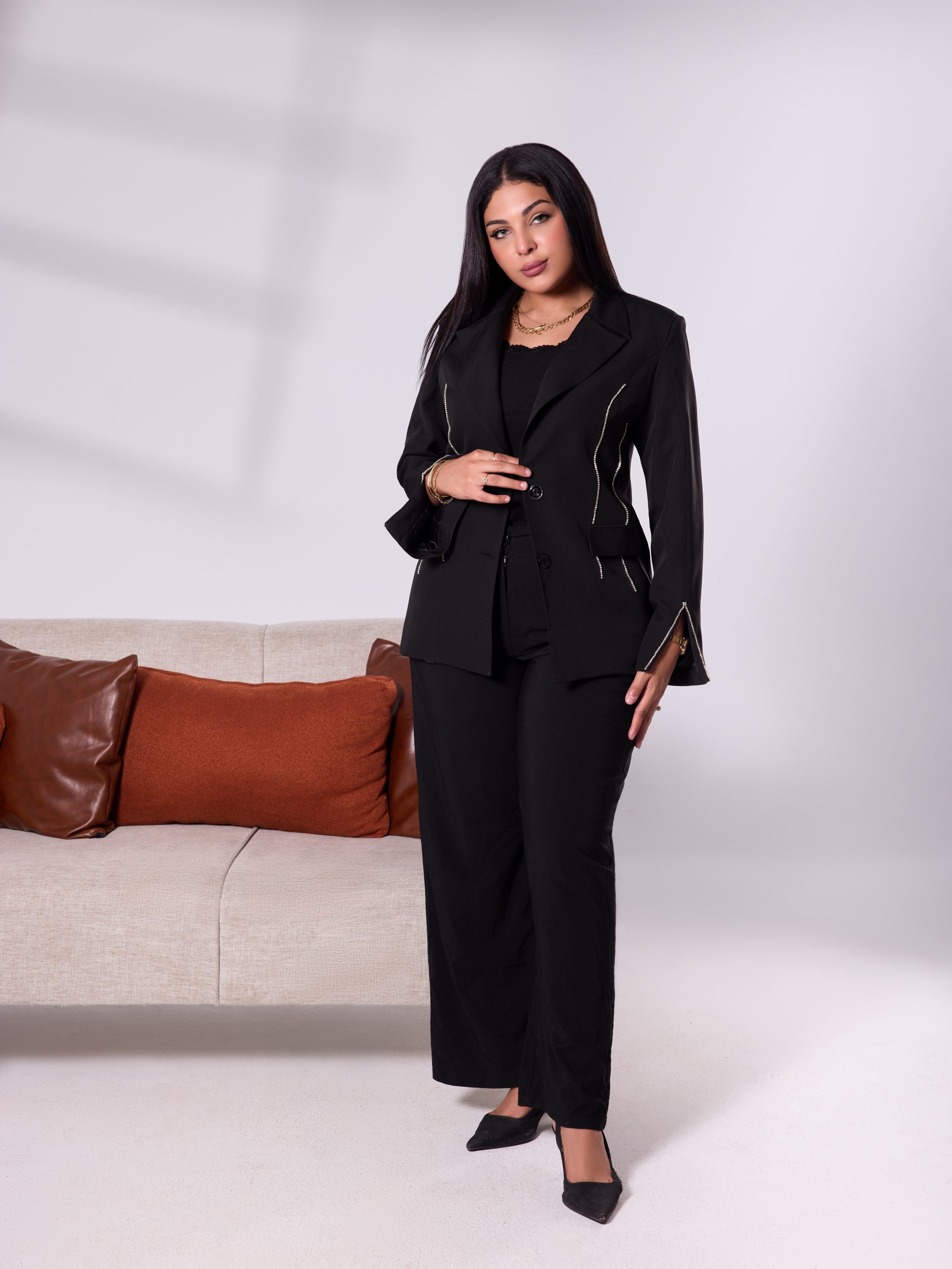 Diamond Curve Black Blazer - Image 3